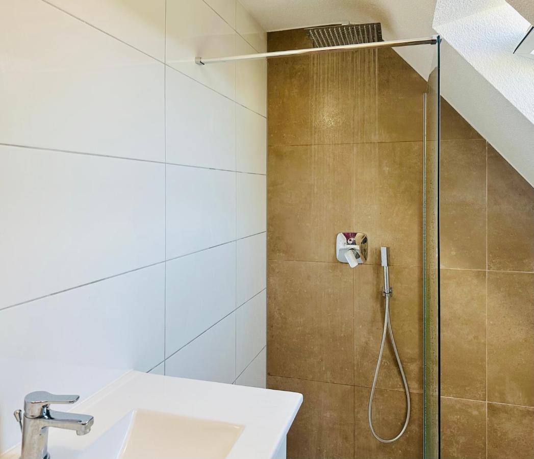 FDH Bergblick-Apartment Istayunixi Seenaehe-Workspace-Netflix I Keine Monteure מראה חיצוני תמונה